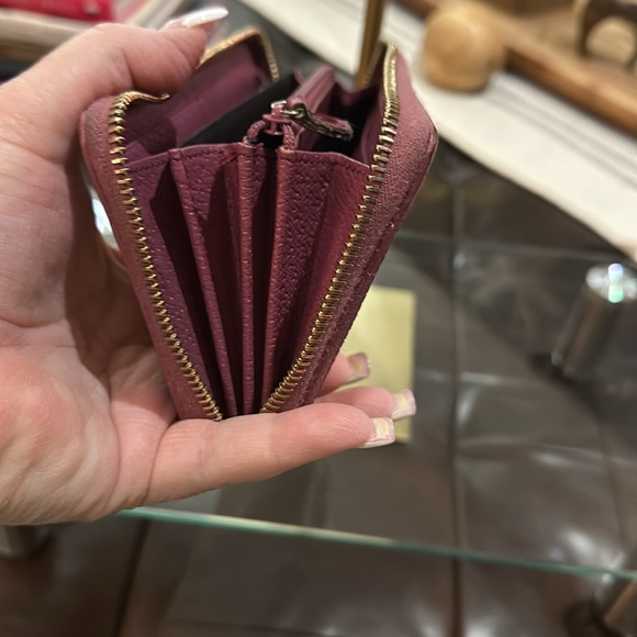 🔥Authentic Gucci GG Canvas Zip Wallet w/Pink Leather Trim, BEAUTIFUL! VGUC🔥 - Picture 10 of 15